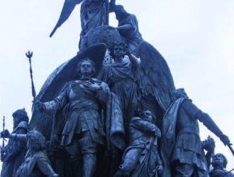 Епископ Дионисий (Алферов)    Оборонцы и пораженцы