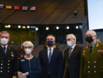 Когнитивный диссонанс Олигархата РФ во внешней политике