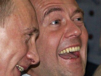 Медведев заявил о риске «бессмысленного и беспощадного» бунта в России