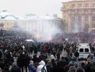 ТЕРПЕНИЕ ЛОПНУЛО! Акция протеста русских на манежной площади 11.12.2010