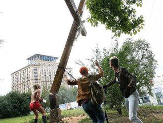 О майдане и памятниках Ленину