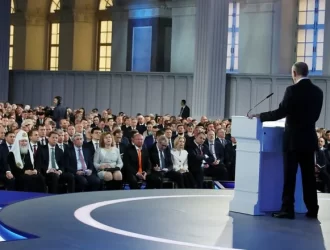 М.В. Назаров Отвлекающий маневр для самосохранения власти и системы