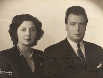 «…Мы привыкли смотреть на наших Цариц как на иконы, и благоговеть перед ними…»