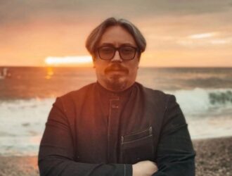 С ТюренковЪ у аппарата